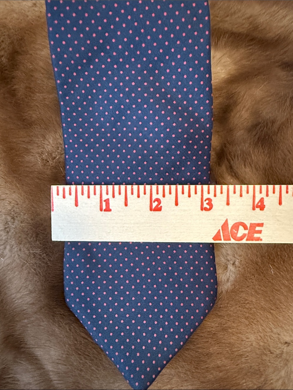 Vintage Marshall Fields All Silk Men's Navy Tie with Pink Dot Pattern - Picture 5 of 5